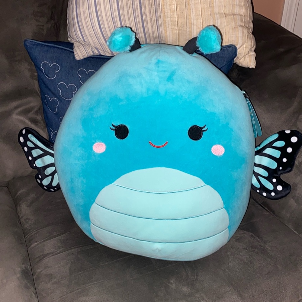 Squishmallows FTM Hydrangea the butterfly